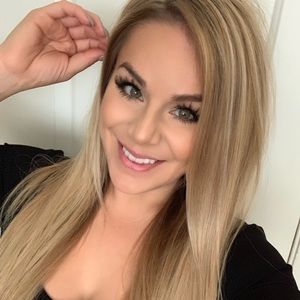 Meet your Posher, Marissa